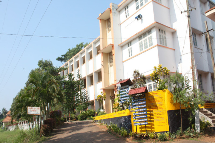 https://cache.careers360.mobi/media/colleges/social-media/media-gallery/19431/2018/11/14/Campus View image of Sree Narayana College Chempazhanthy_Campus-View.jpg